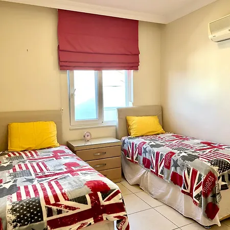 Wonderful 3 Bed Duplex In Sought After Prime Community Sidé